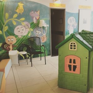 Jedna z relaxačných zón pre malé deti v kúpeľoch Sárvár vrátane kuchynky, tepidária a drobných hračiek.