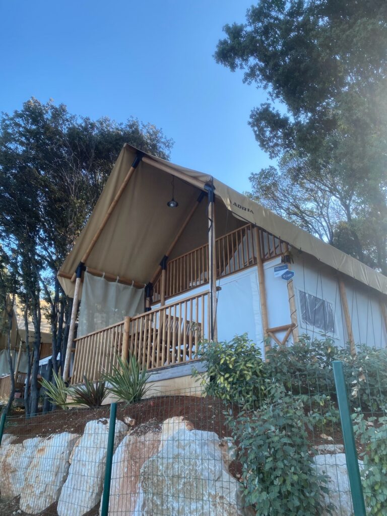 Glamping stany v kempe Valamar Istra Premium 